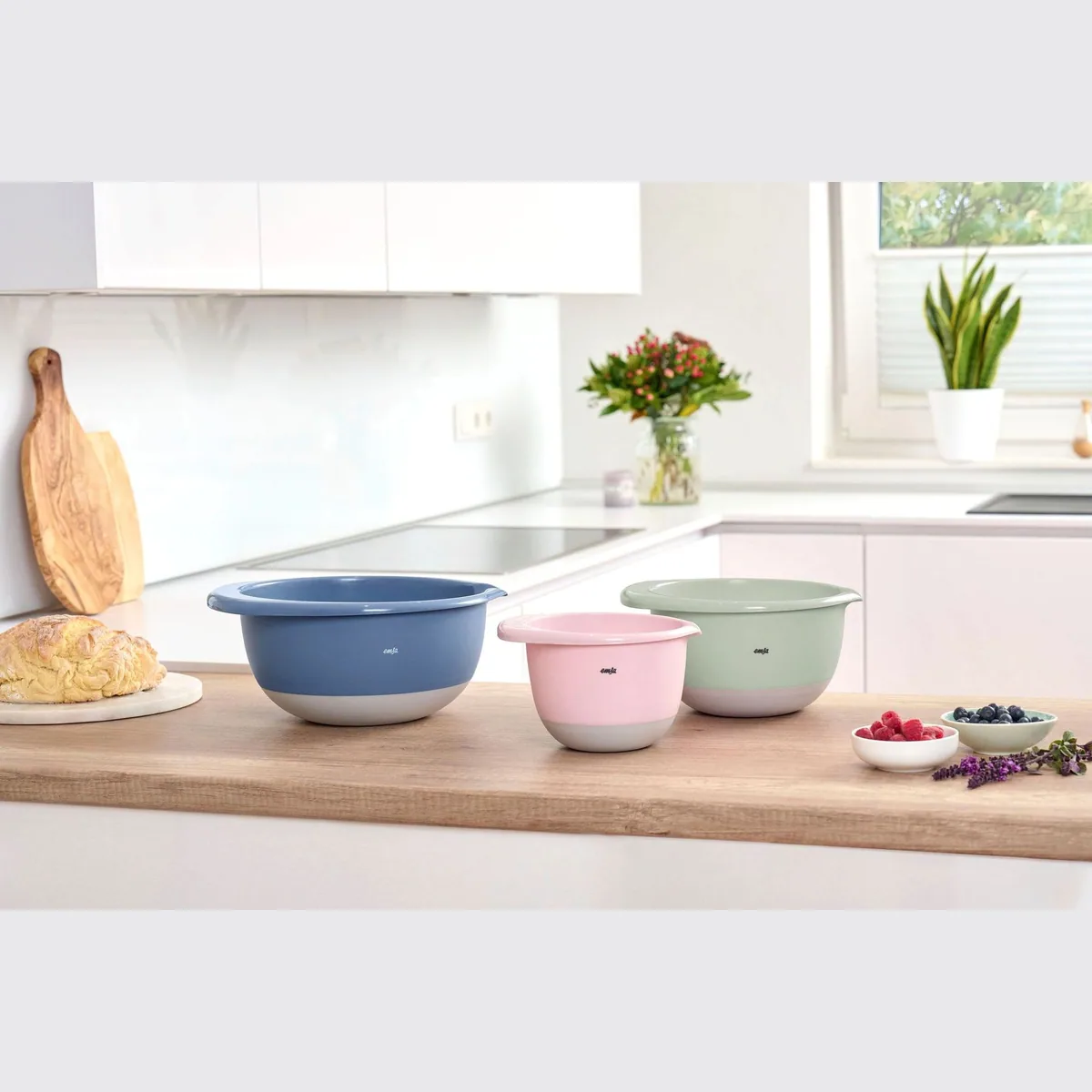 Emsa Rührschüssel K324S3 Prep&Bake, 3-teilig, rutschfester Boden, Ausgießlippe, stapelbar