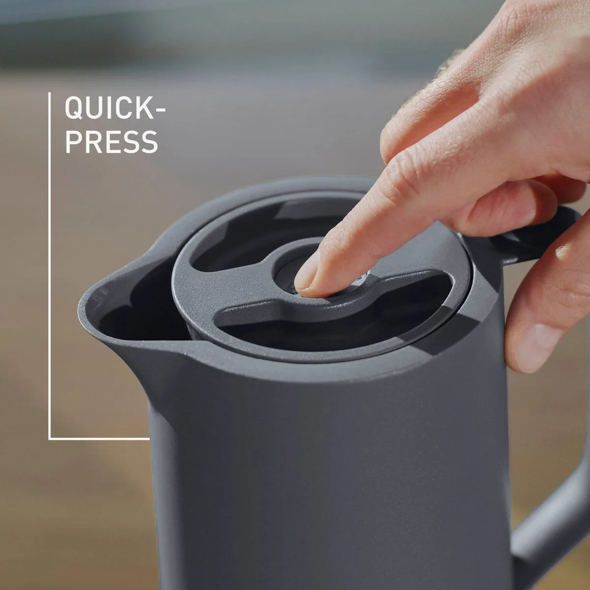 Emsa Motiva Isolierkanne, modernes Design, 100% auslaufsicher, 1 l 4