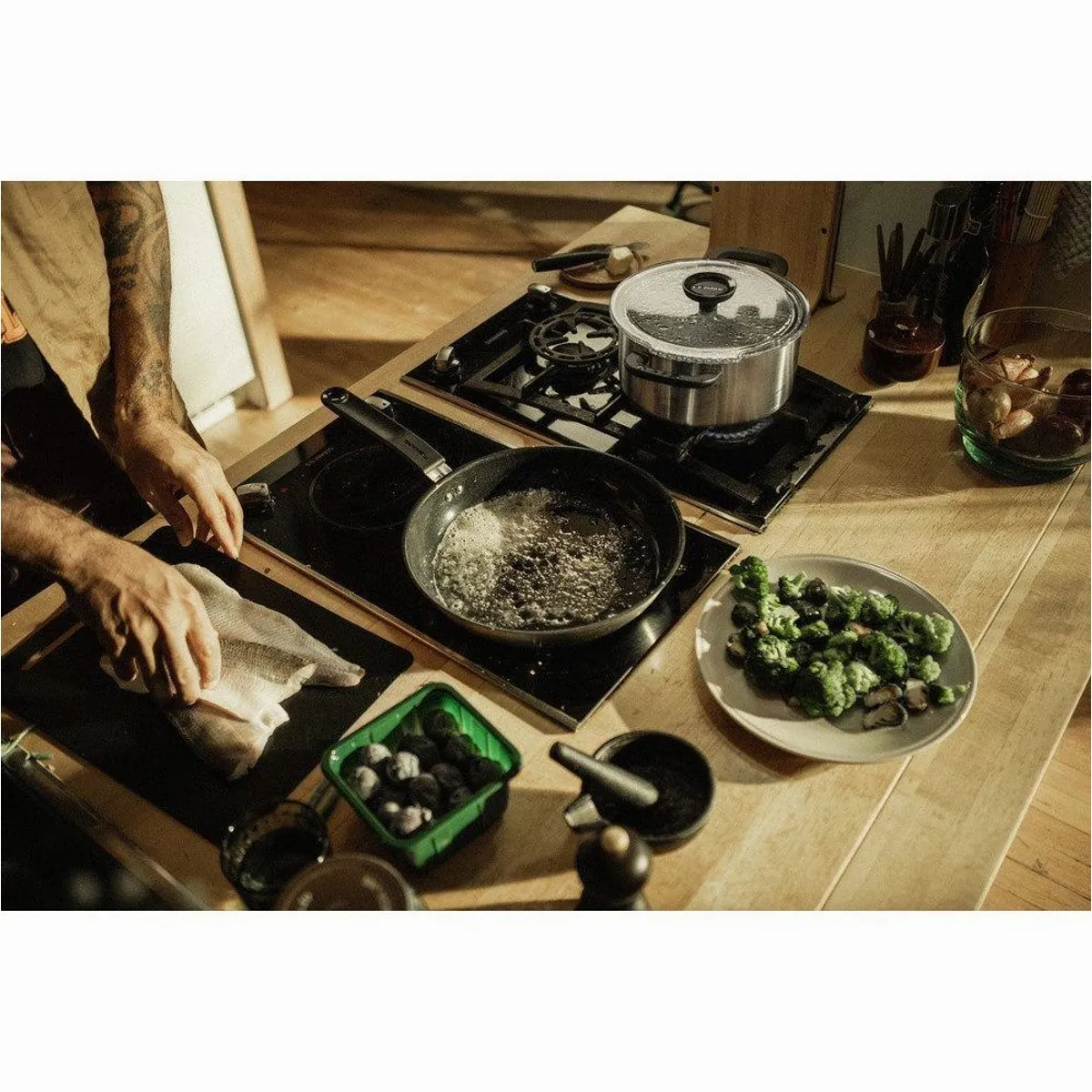 Fiskars Functional Form Bratpfanne, 26 cm Durchmesser, keramikbeschichtet, langlebig 3
