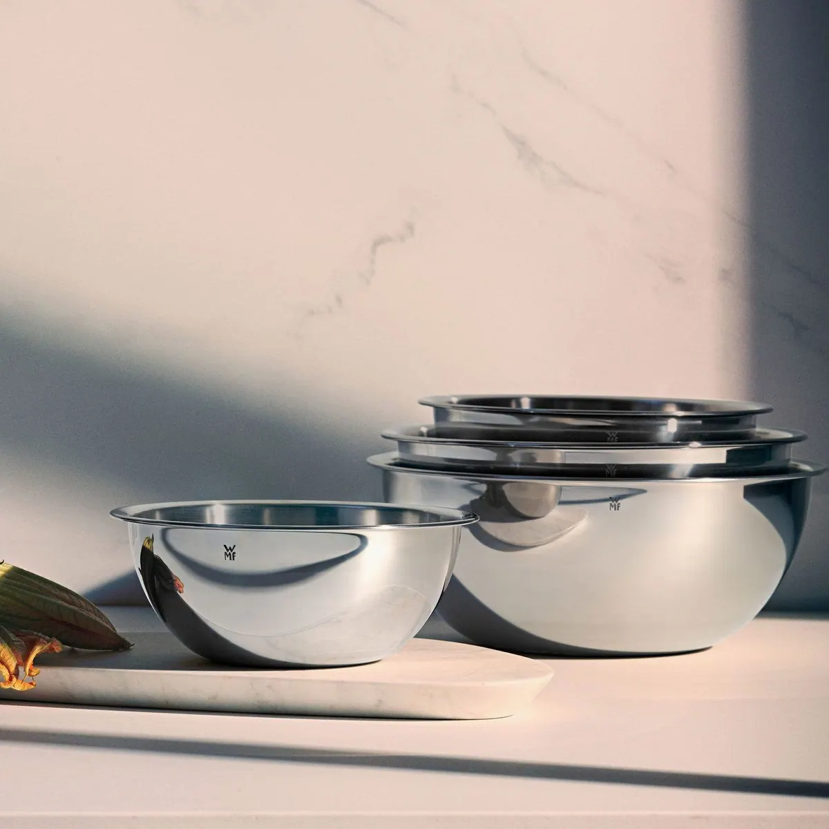 WMF Gourmet Schüssel Set 4-tlg., 360° Schüttrand, rostfreier Edelstahl, stapelbar 2