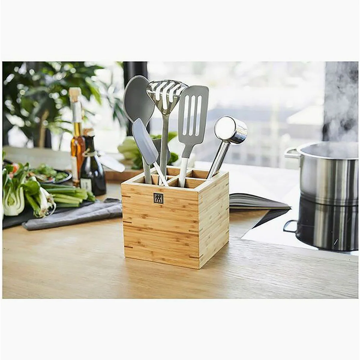 Zwilling Pro Schneebesen, 28 cm Silikon, kratzfrei, ergonomischer Griff 3